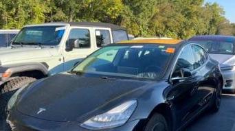 TESLA MODEL 3 2018 5YJ3E1EA4JF018624 image